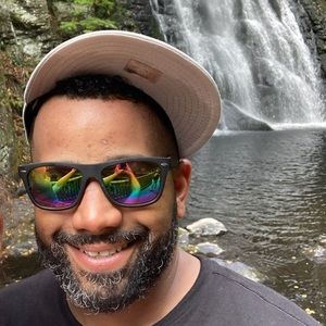 Meet your Posher, Leotis